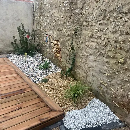 L'intemporel 펜션 Saint-Gaudens (Vienne)